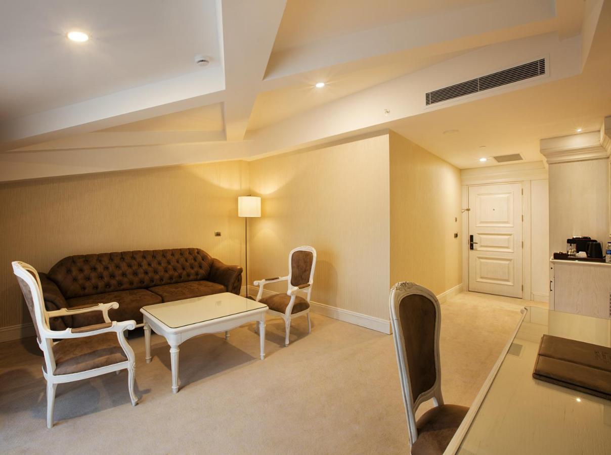 فندق أوتمانز لايف ديلوكس اسطنبول المظهر الخارجي الصورة A suite at the hotel