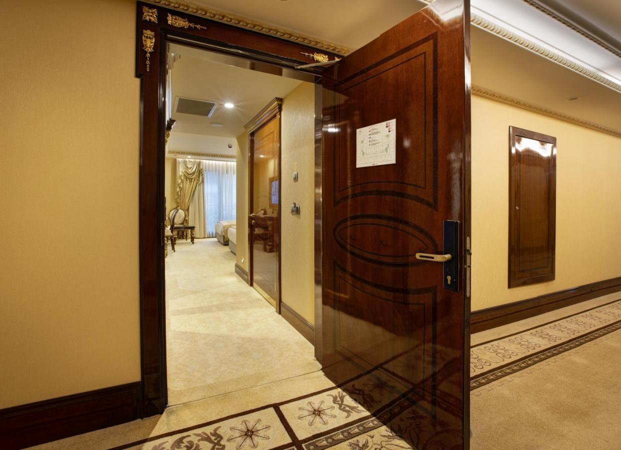 فندق أوتمانز لايف ديلوكس اسطنبول المظهر الخارجي الصورة A door opening into a hotel room