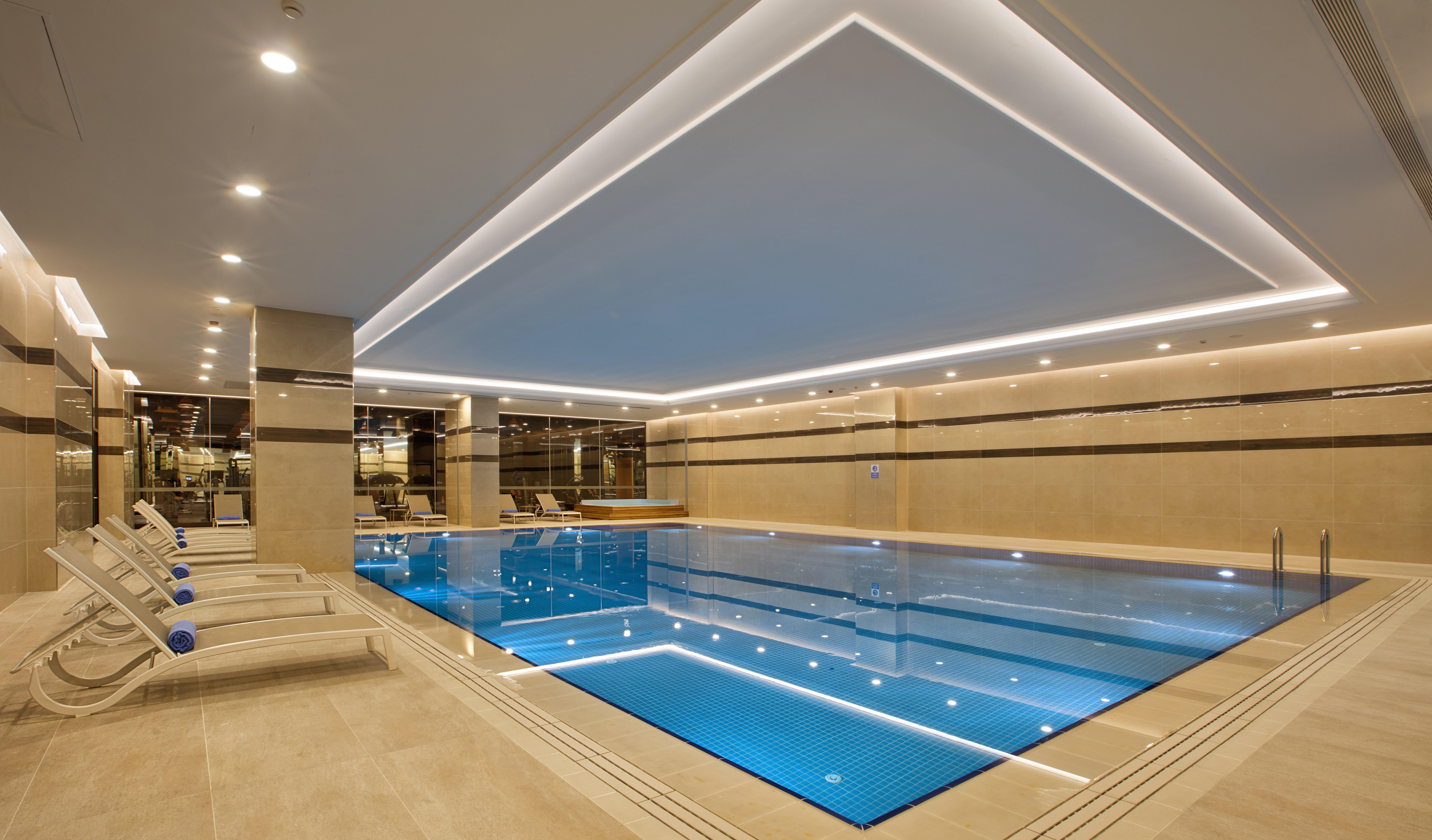 فندق أوتمانز لايف ديلوكس اسطنبول المظهر الخارجي الصورة The pool at the Four Seasons Hotel