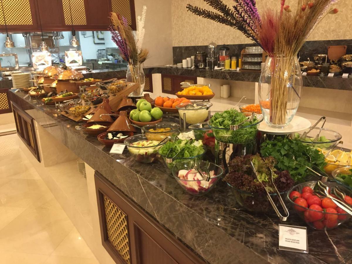 فندق أوتمانز لايف ديلوكس اسطنبول المظهر الخارجي الصورة A buffet at a hotel